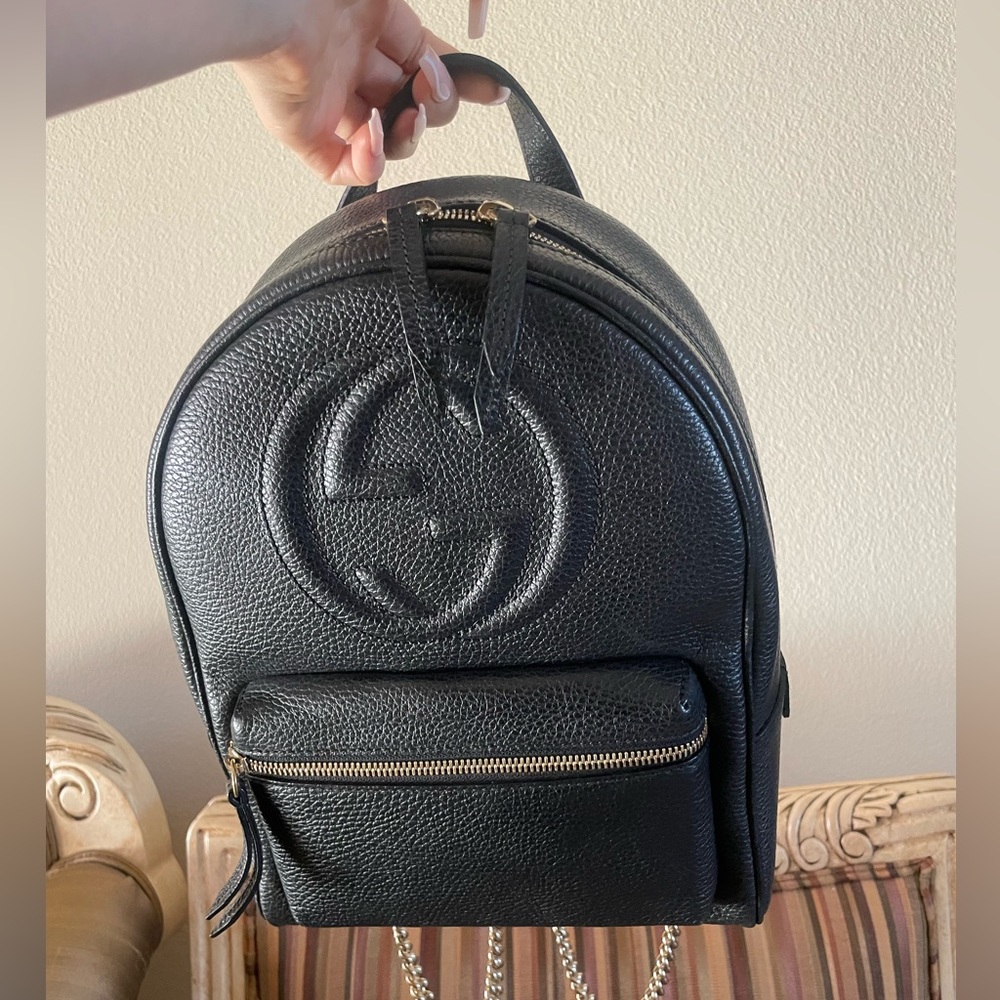 Gucci Soho Backpack Black Gold Chains Gem